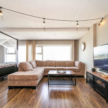 Apartamento Rustic & Rogers Place, Free Parking! Edmonton Exterior foto